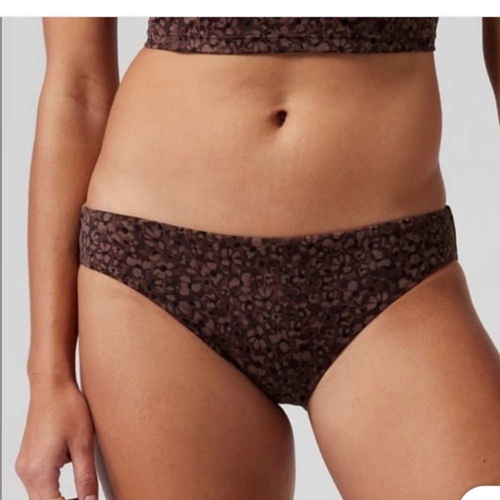 NWT Athleta Clean Medium Bikini Bottom Camo flora Decadent Chocolate / Xsmall